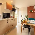 Le Pinedou, Mobil-home Niche Sous Les Pins Avec Jolie Vue * Hyères